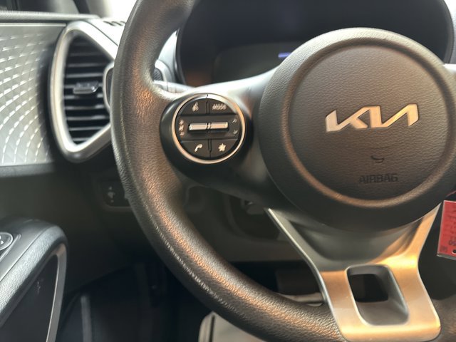 Certified 2023 Kia Soul LX FWD image 17