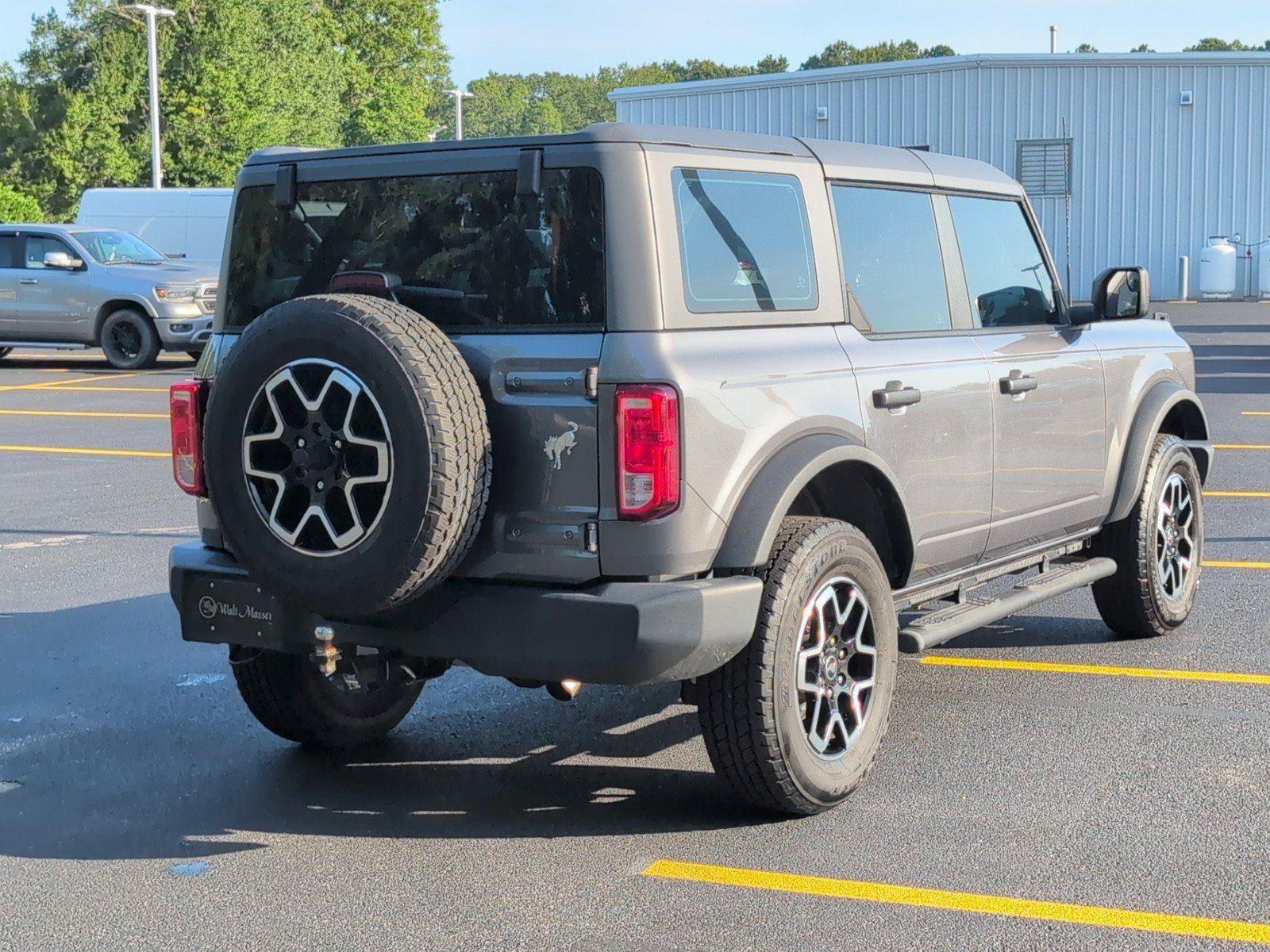 Used 2022 Ford Bronco 4-Door AWD/4WD image 7