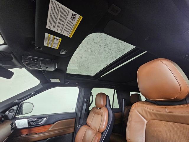 Used 2024 Lincoln Navigator Reserve w/ Equipment Group 201A image 25