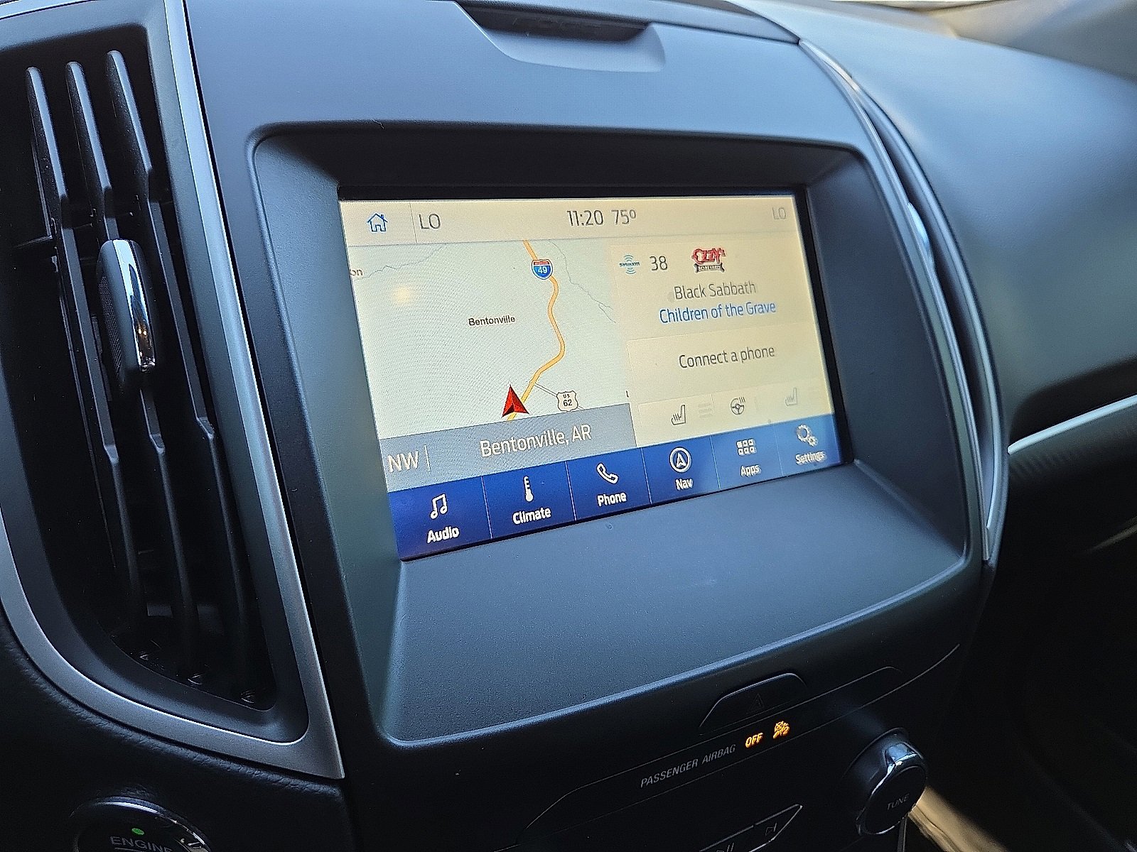 Used 2020 Ford Edge ST-Line w/ Cold Weather Package image 15