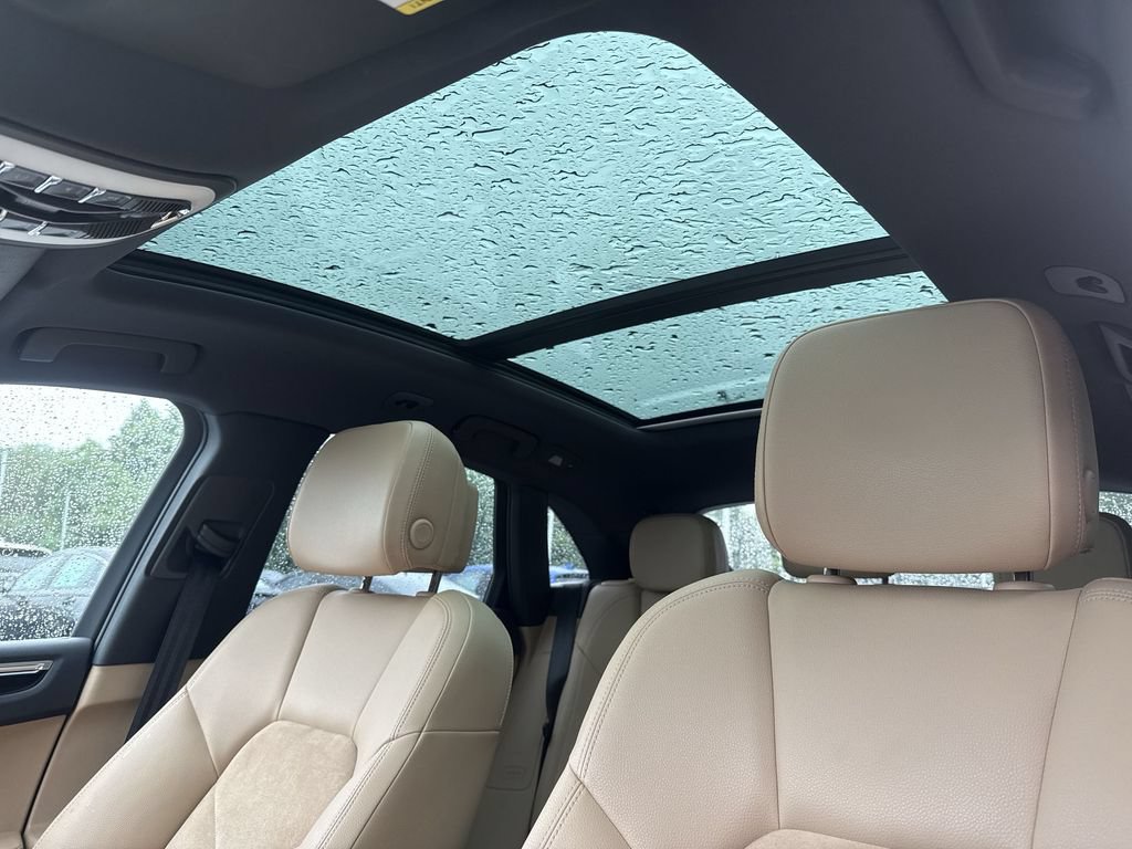 Used 2021 Porsche Macan AWD/4WD image 16