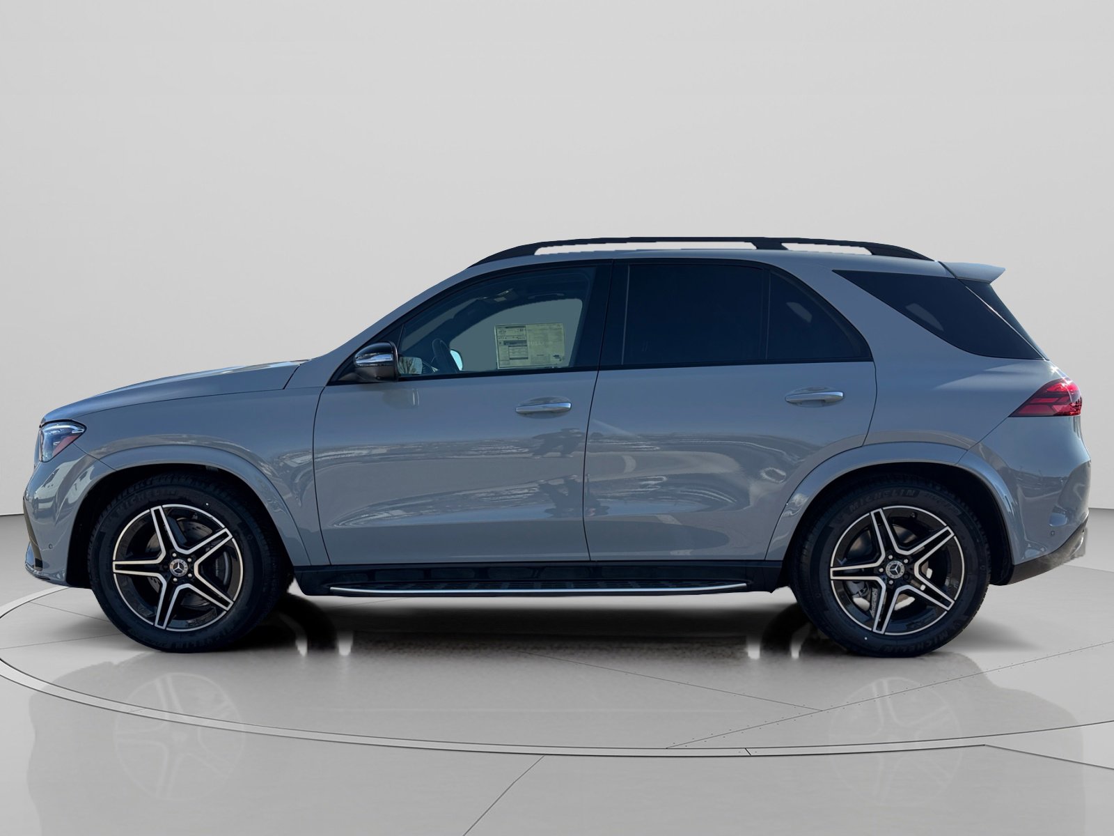 New 2026 Mercedes-Benz GLE 580 4MATIC image 2