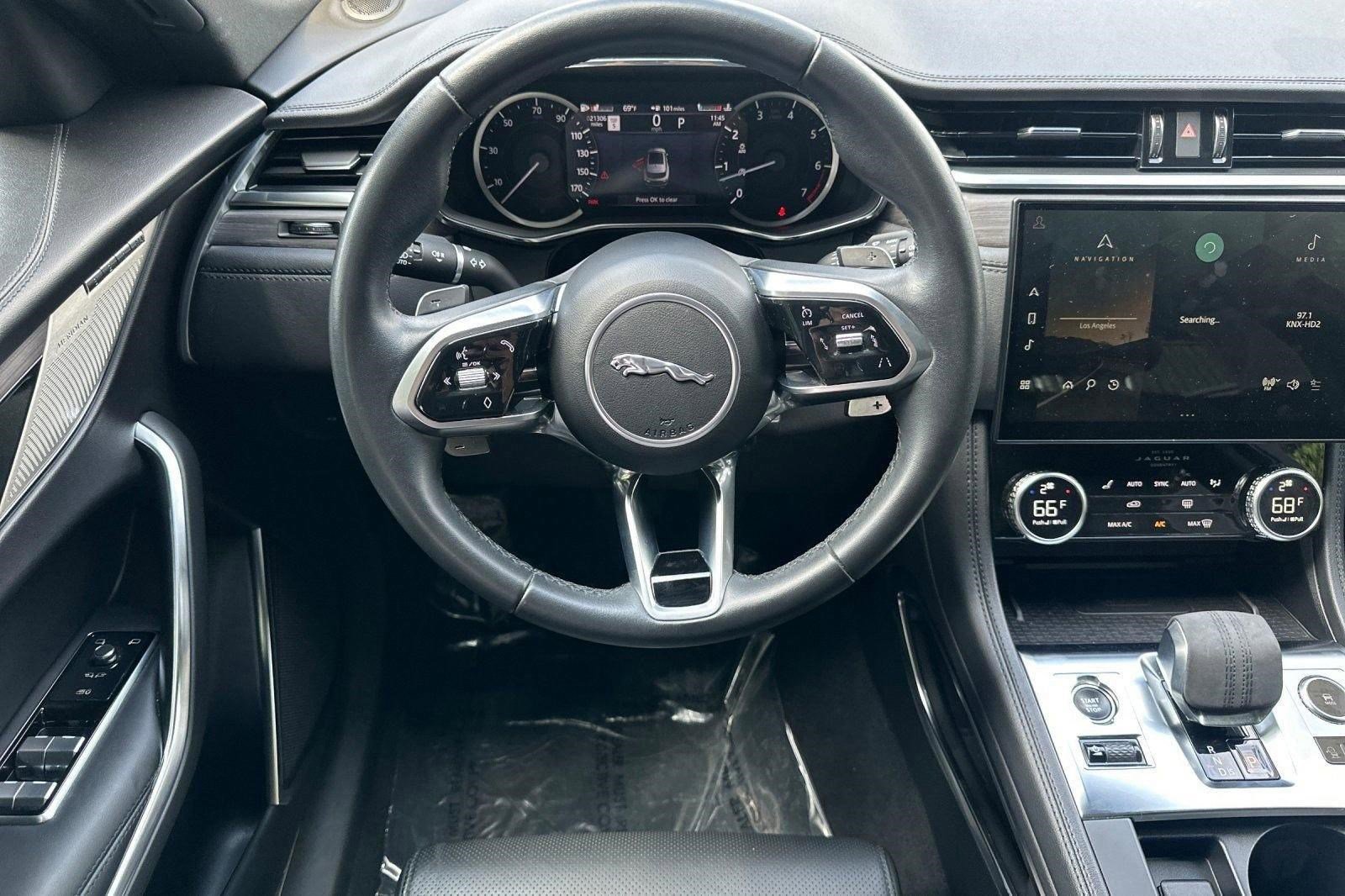 Used 2023 Jaguar F-PACE S image 17