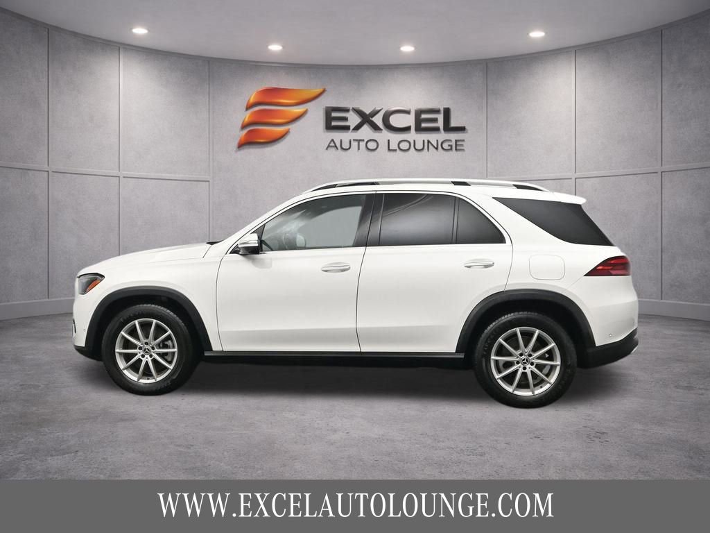 Used 2024 Mercedes-Benz GLE 450e 4MATIC image 3