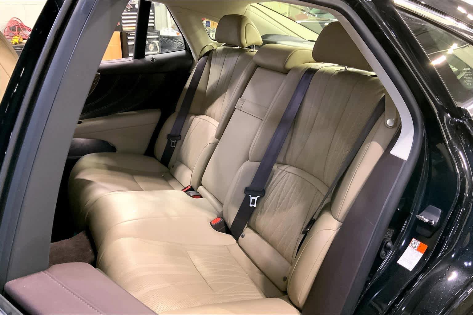 Used 2019 Lexus LS 500 AWD image 19