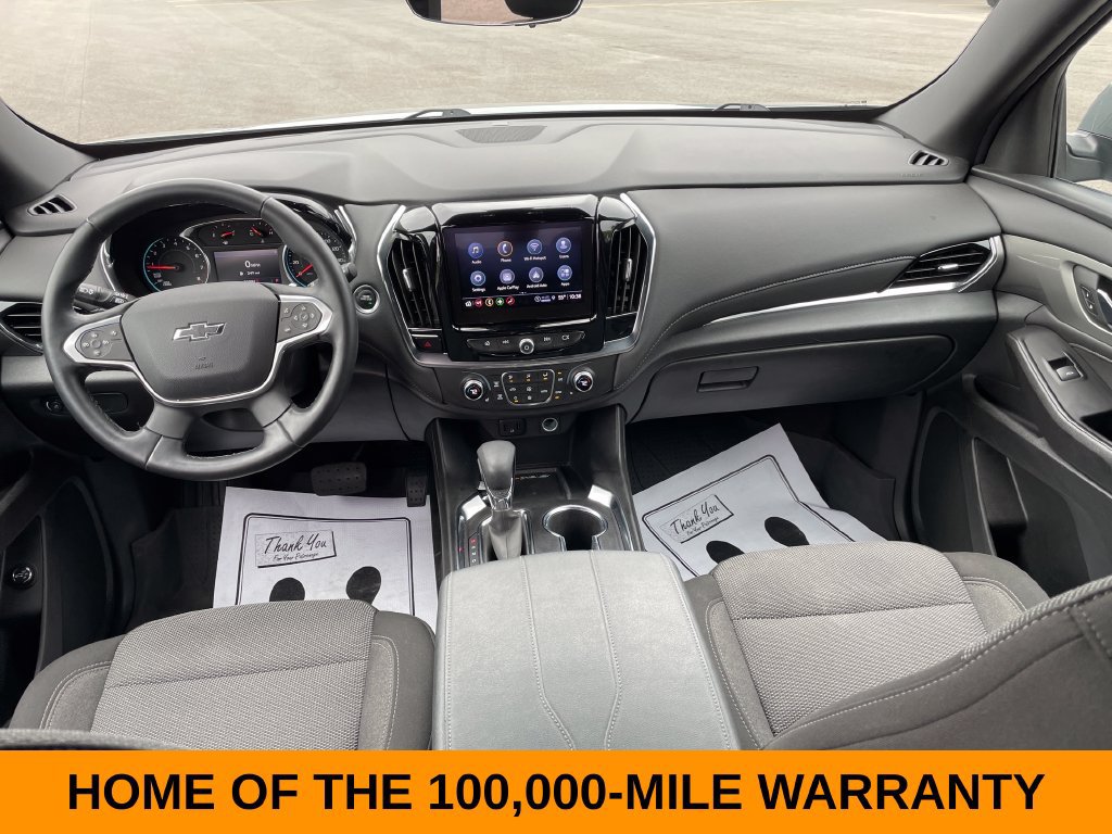 Used 2023 Chevrolet Traverse LT w/ Midnight/Sport Edition AWD/4WD image 17