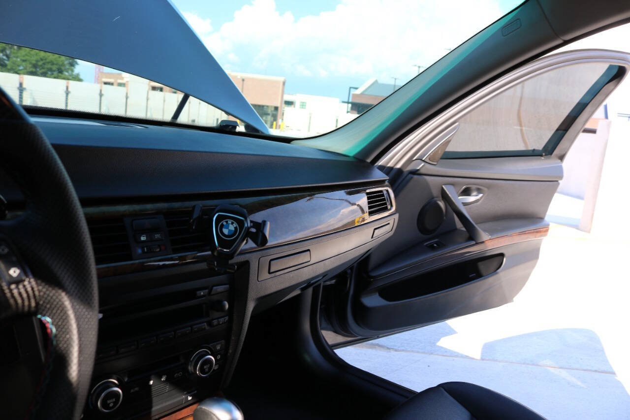 Used 2007 BMW 328i Sedan RWD image 86