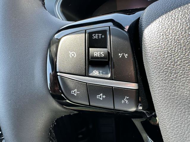 Used 2025 Ford Escape Active w/ Cold Weather Package image 17