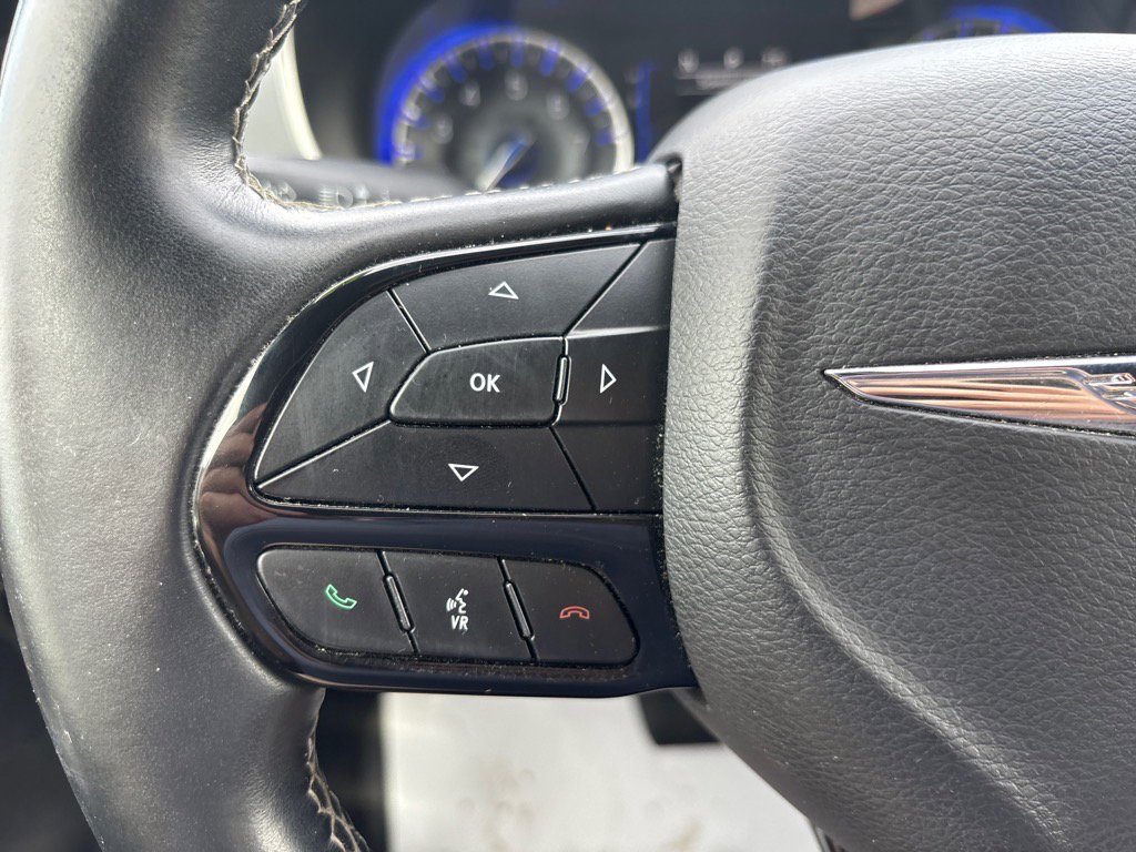 Used 2018 Chrysler Pacifica Touring Plus w/ S Appearance Package image 28