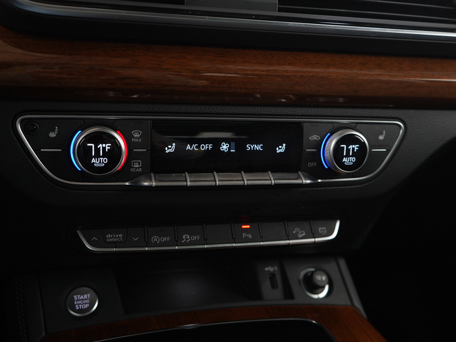 Used 2023 Audi Q5 2.0T Premium Plus image 24