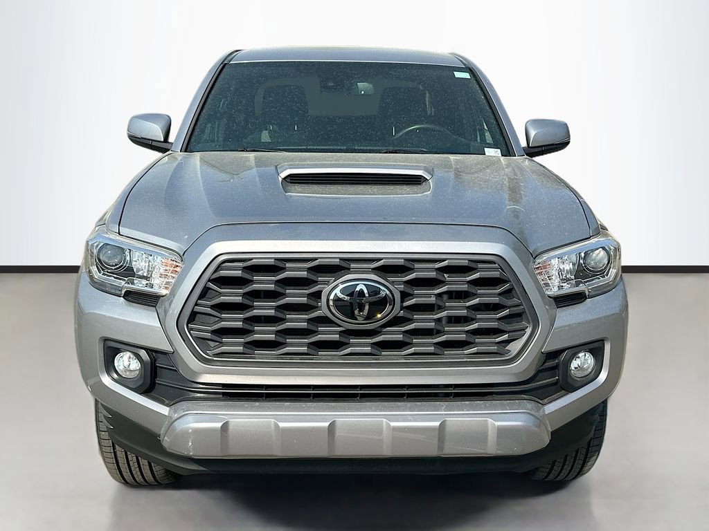 Used 2021 Toyota Tacoma TRD Sport w/ Technology Package image 2