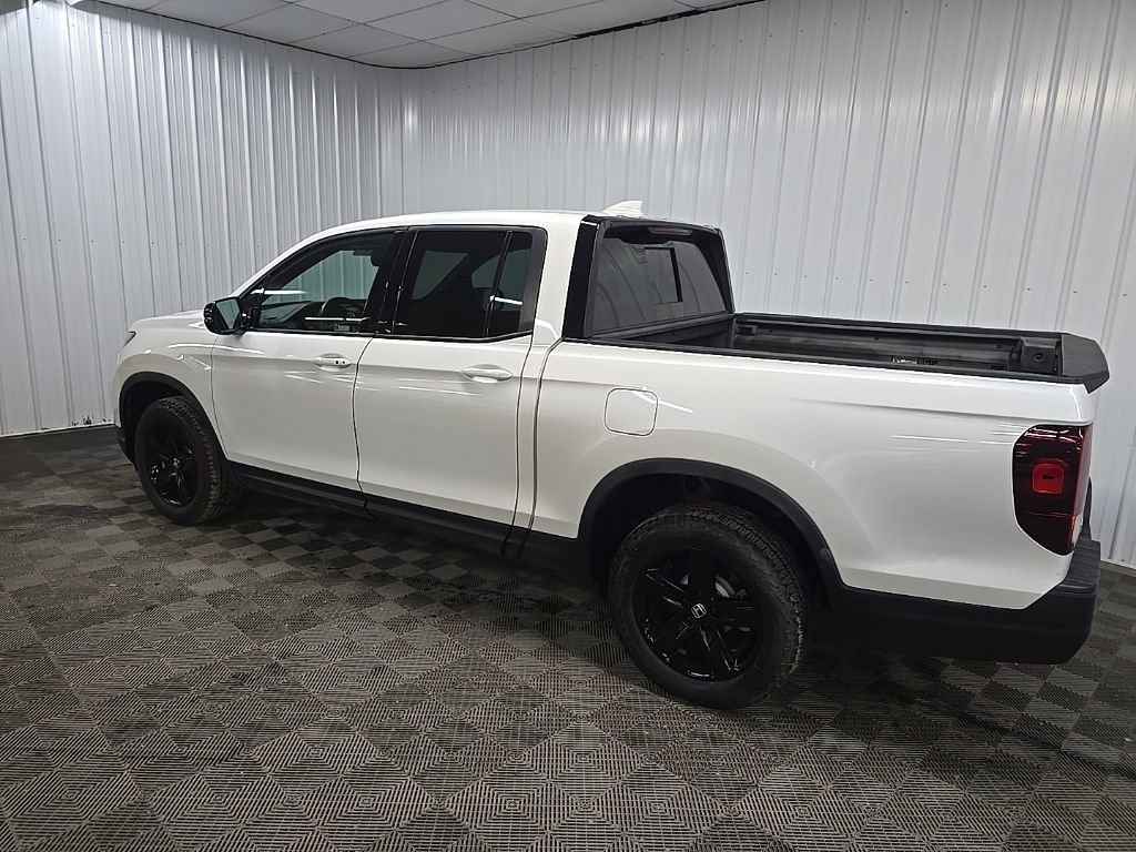 Used 2023 Honda Ridgeline Black Edition image 4