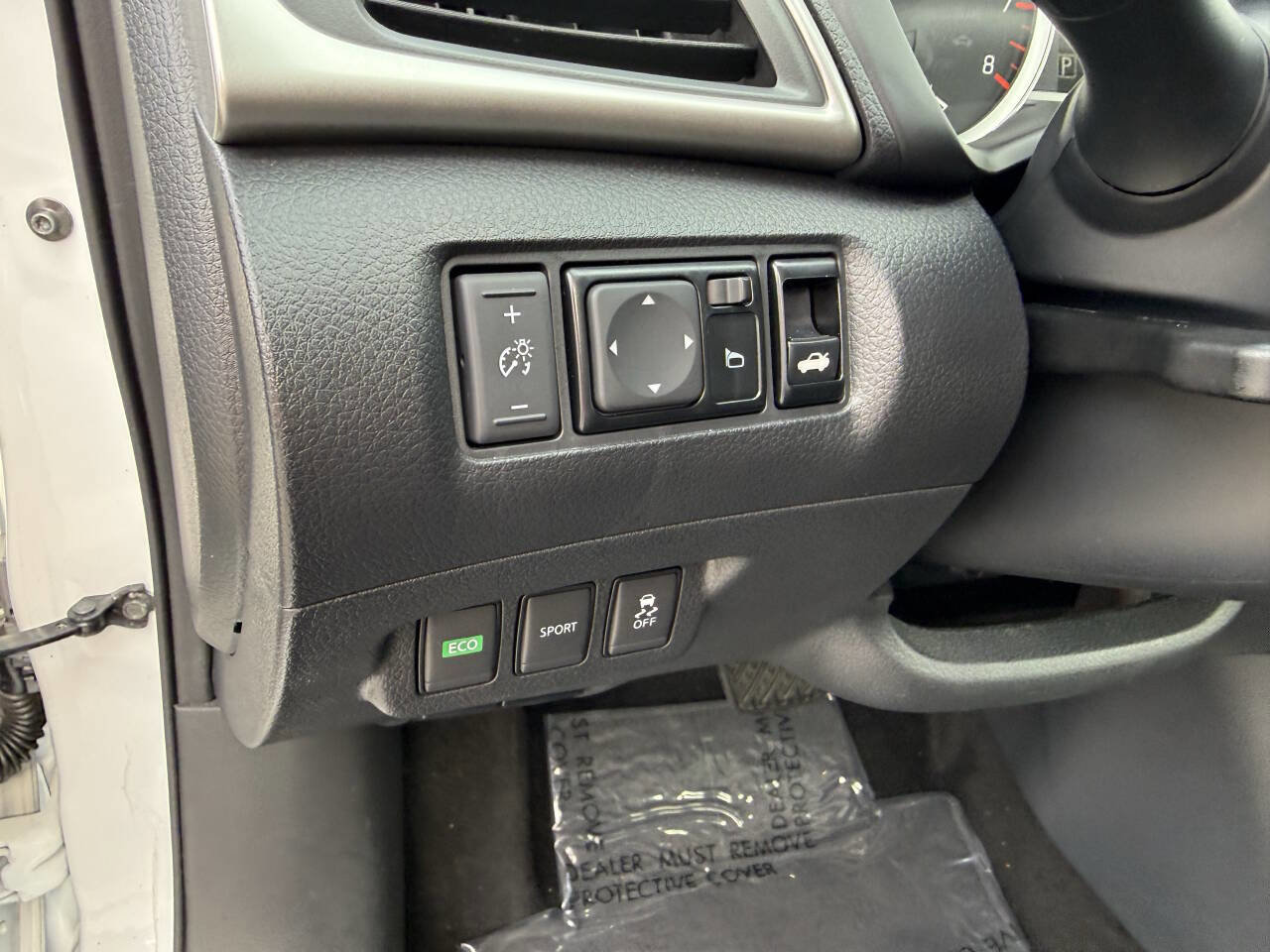 Used 2017 Nissan Sentra SR image 22