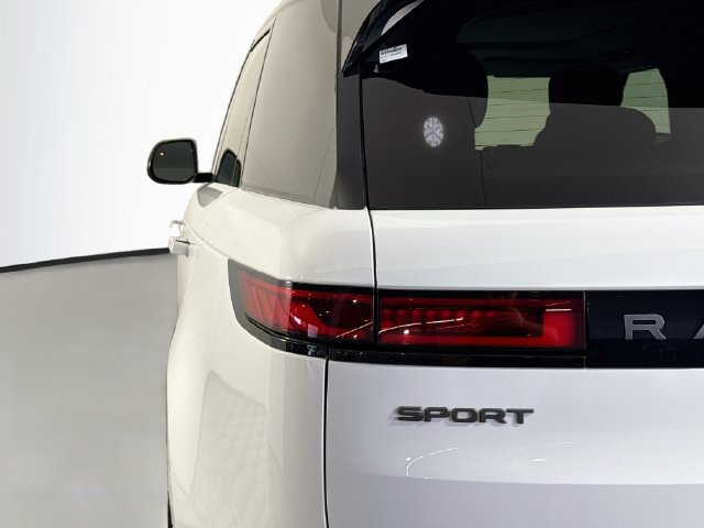 Used 2023 Land Rover Range Rover Sport SE AWD/4WD image 35