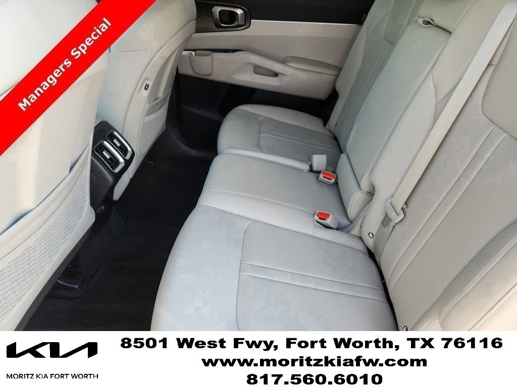 New 2025 Kia Sorento S AWD/4WD image 19