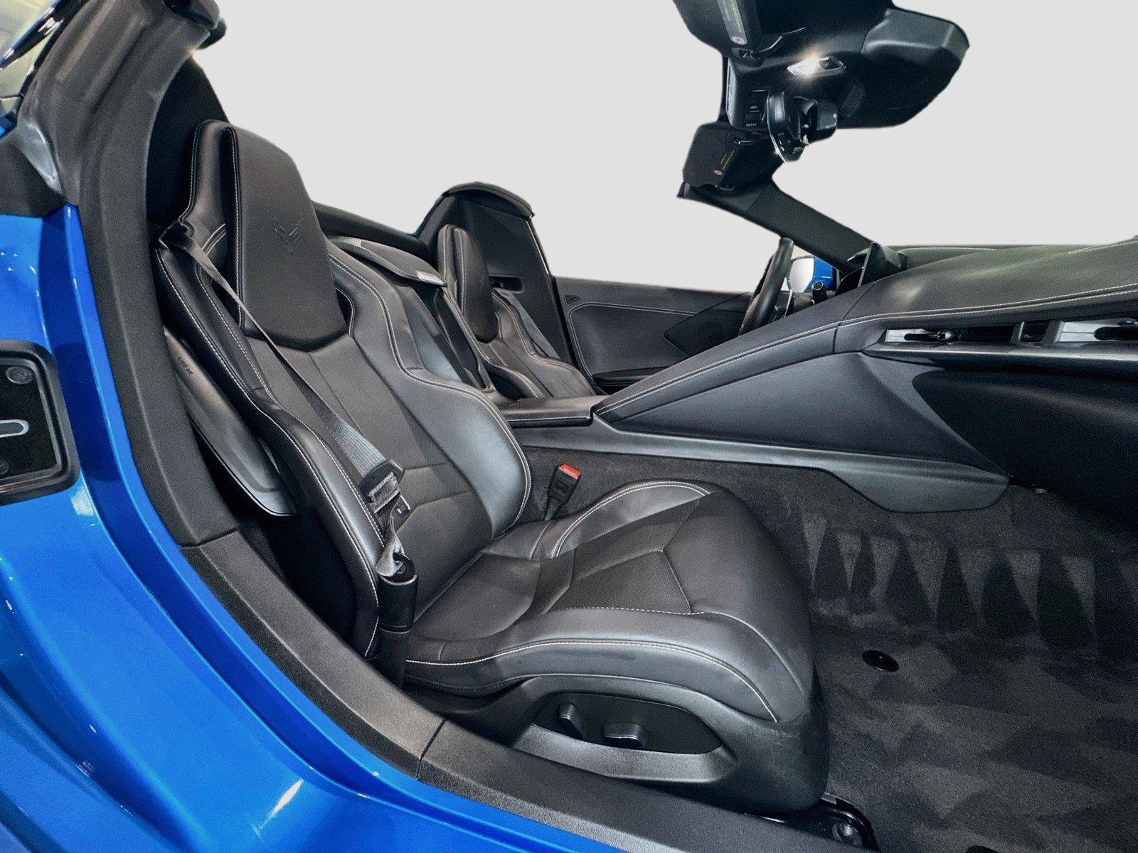 Used 2024 Chevrolet Corvette Stingray Convertible w/ 1LT RWD image 24