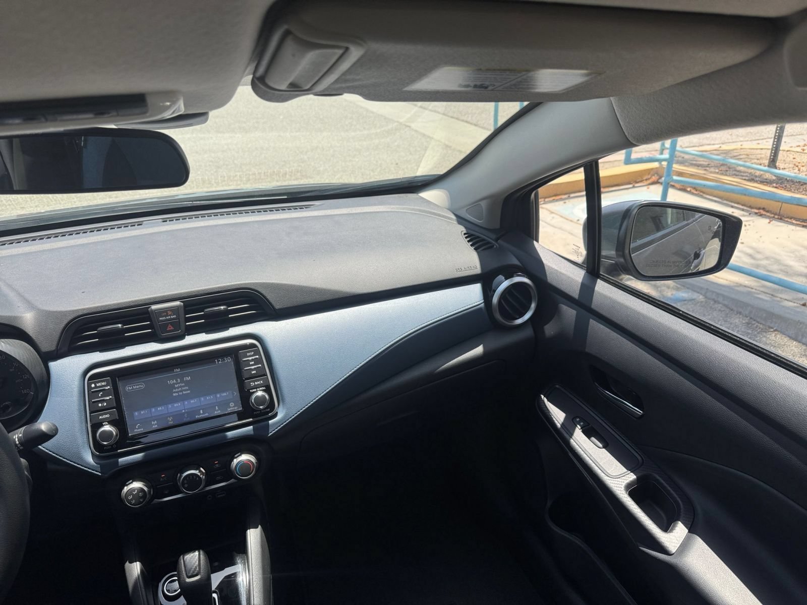 Used 2025 Nissan Versa SV FWD image 34