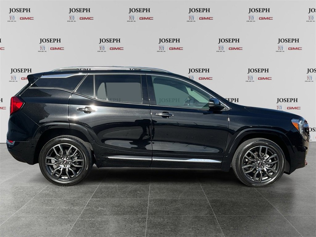 Used 2023 GMC Terrain Denali w/ Black Diamond Edition image 2