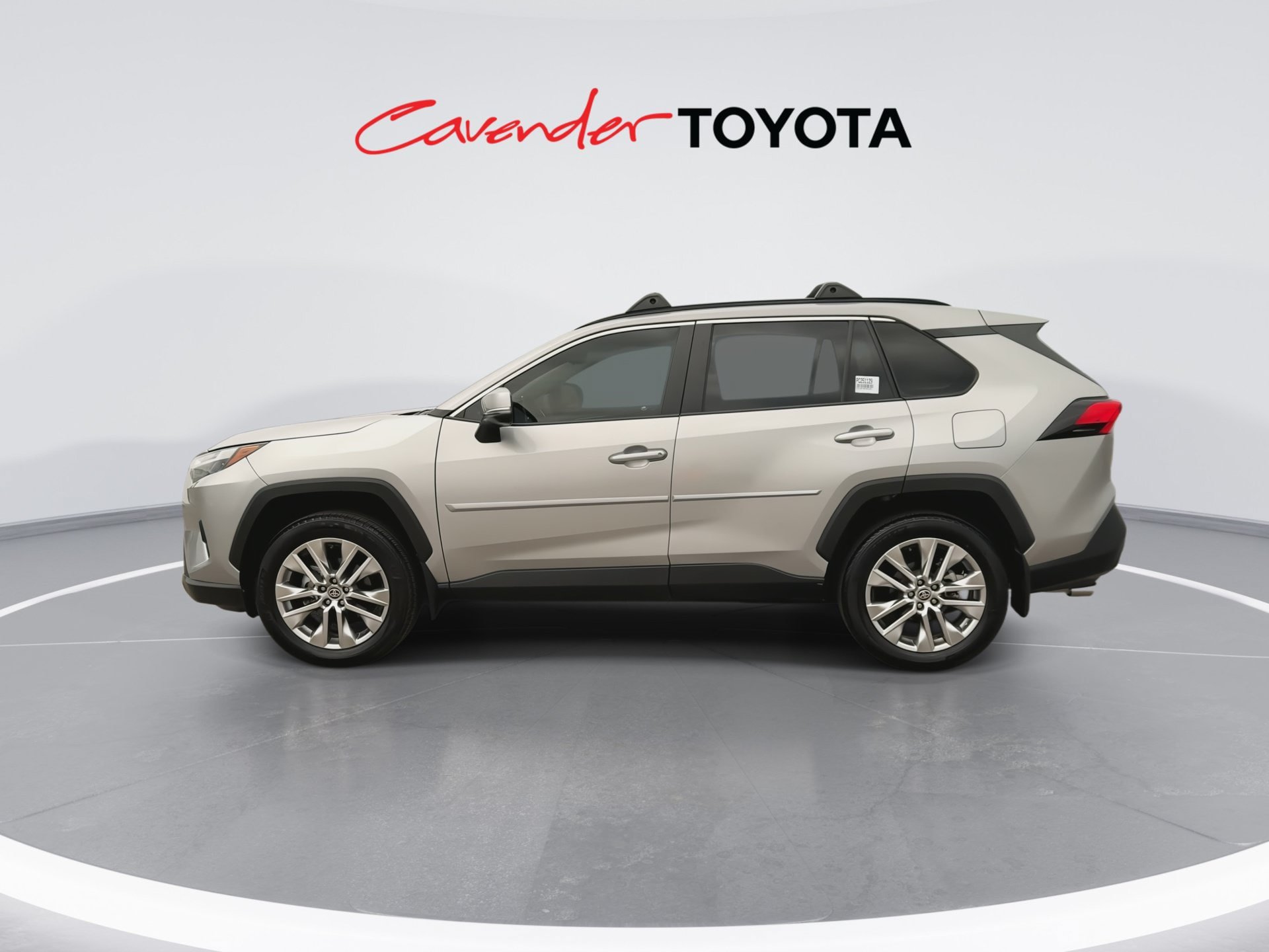 Certified 2023 Toyota RAV4 XLE Premium FWD image 5