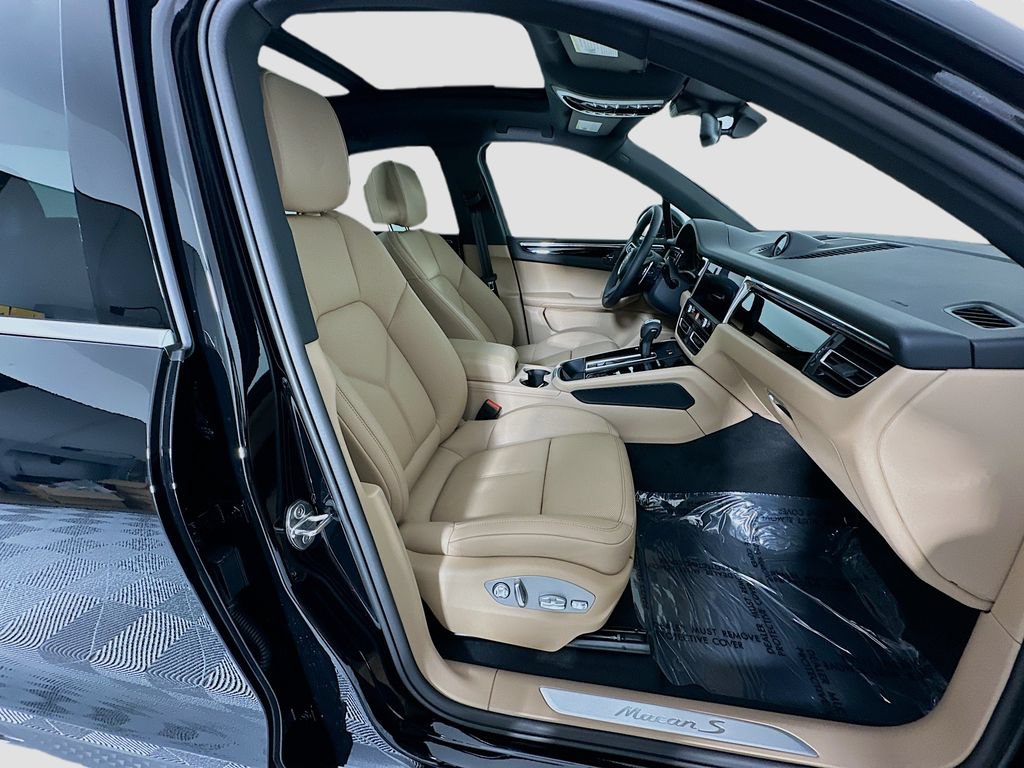 New 2026 Porsche Macan S AWD/4WD image 30