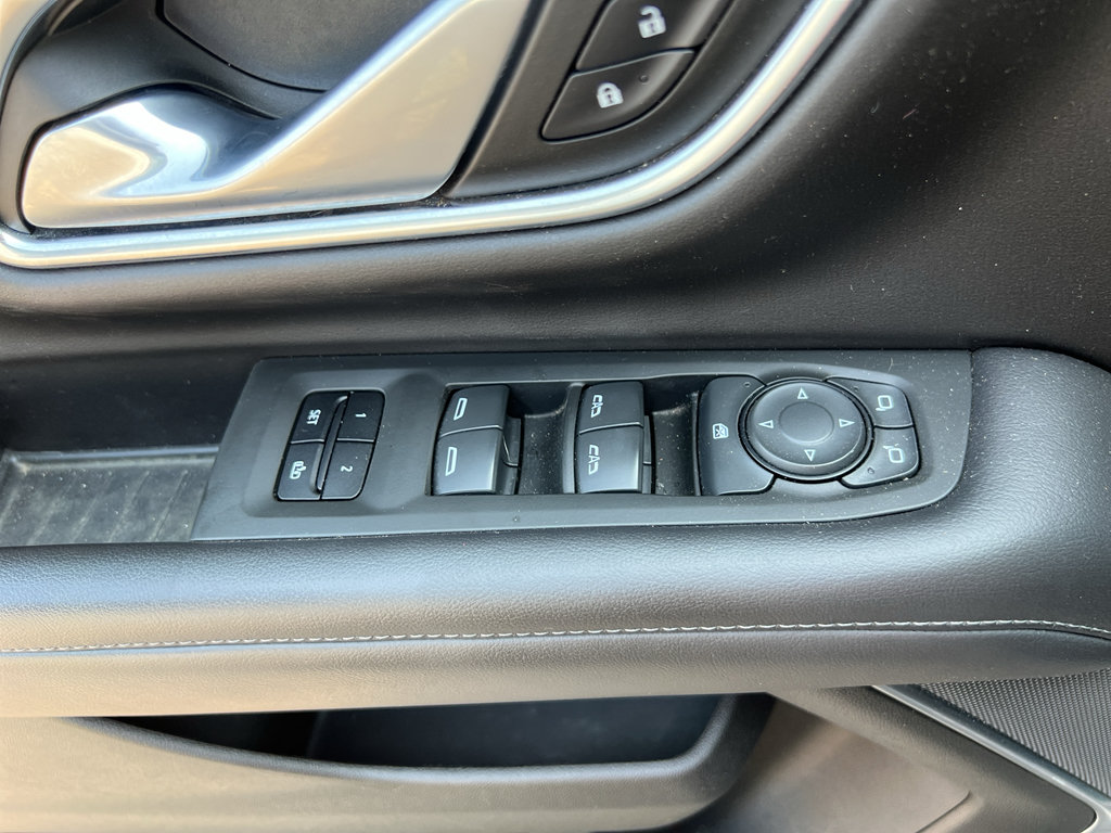 Used 2022 Chevrolet Tahoe Z71 AWD/4WD image 21