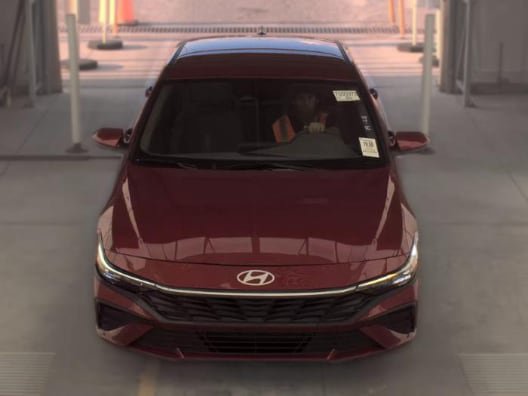 Used 2025 Hyundai Elantra Hybrid FWD image 2