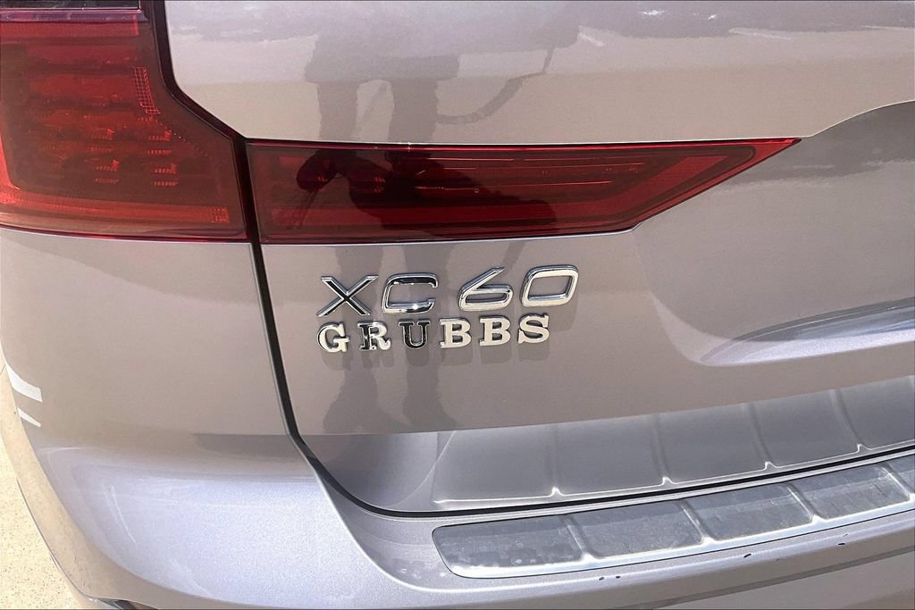 Used 2026 Volvo XC60 B5 Plus AWD/4WD image 43