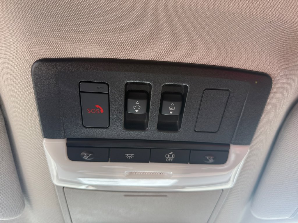 New 2026 Nissan Pathfinder Platinum w/ Lighting Package FWD image 22