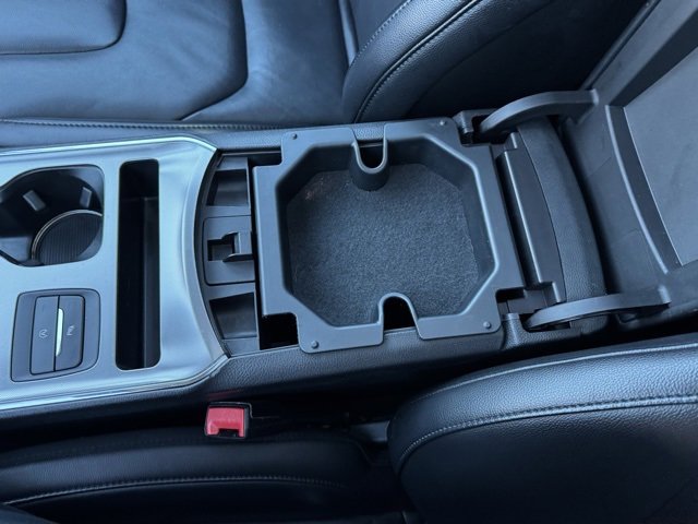 Certified 2022 Ford Edge Titanium w/ Class II Trailer Tow Package image 20