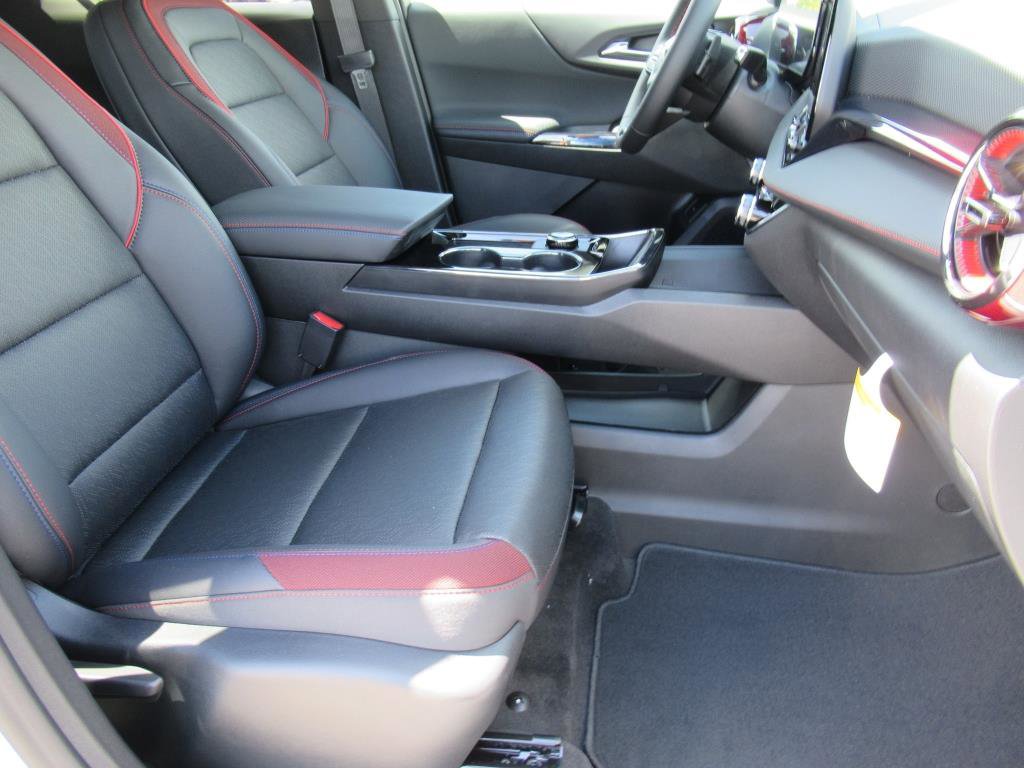 New 2026 Chevrolet Equinox RS image 10