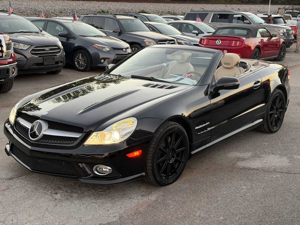 Used 2011 Mercedes-Benz SL 550 image 8