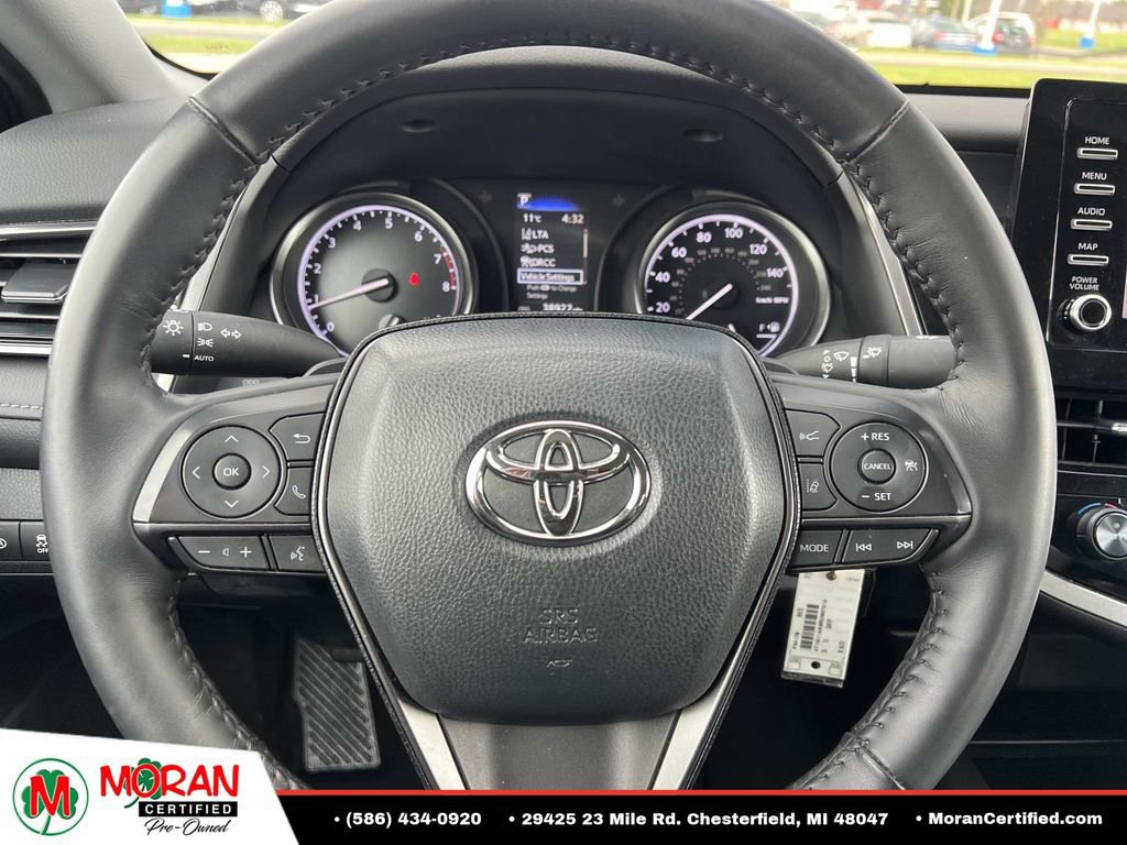 Used 2024 Toyota Camry SE FWD image 18