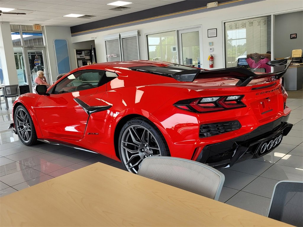 New 2025 Chevrolet Corvette Z06 image 4