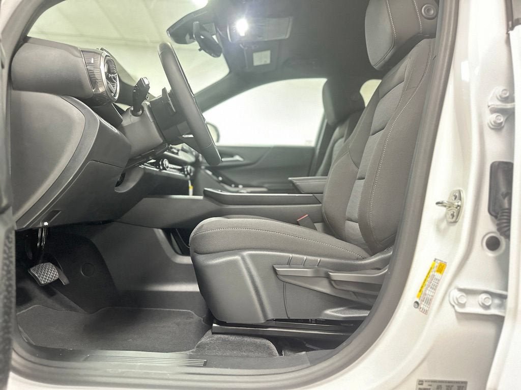 New 2027 Chevrolet Equinox LT AWD/4WD image 19