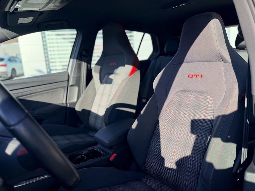 Used 2023 Volkswagen GTI S image 11