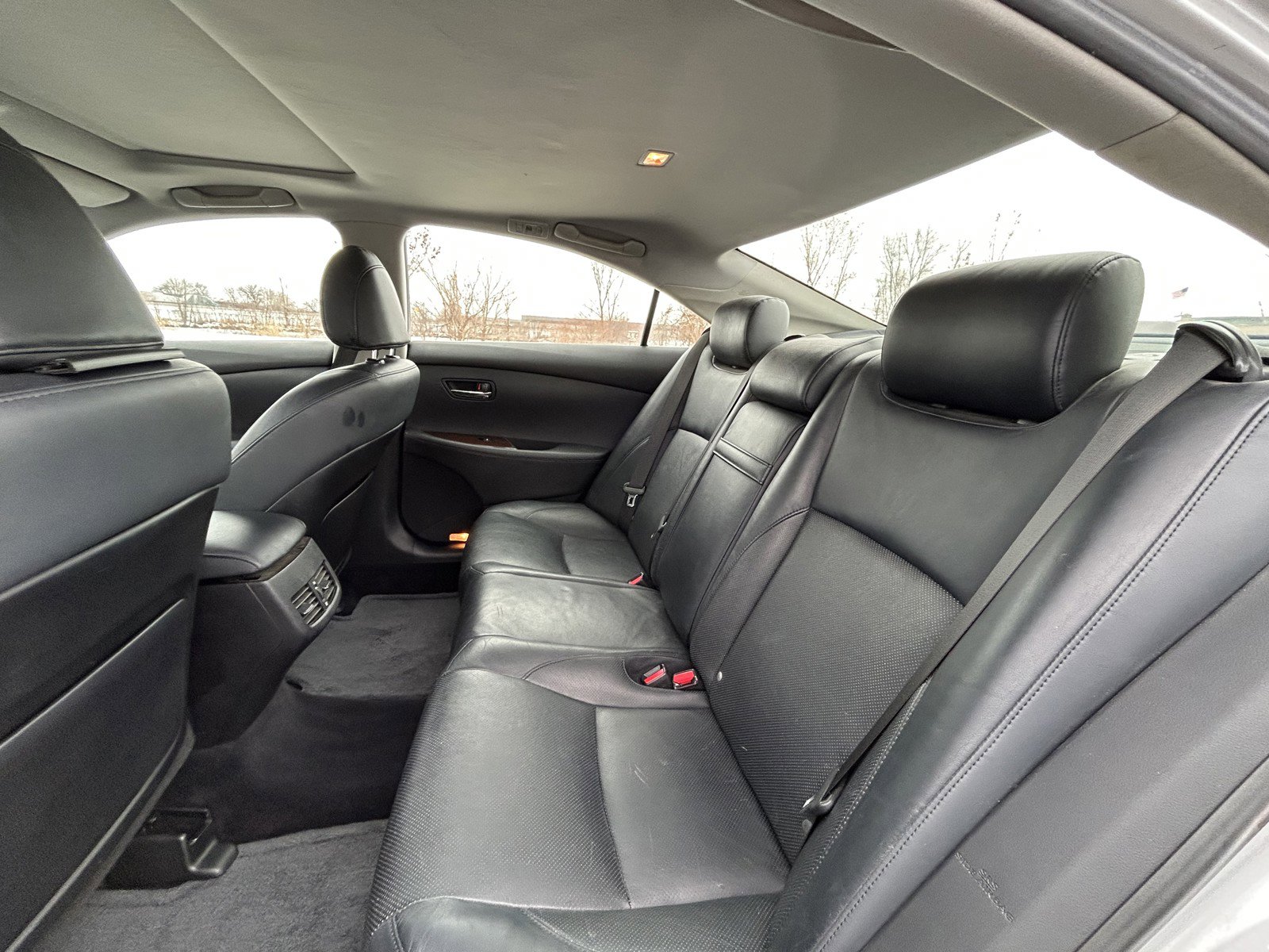 Used 2011 Lexus ES 350 image 12