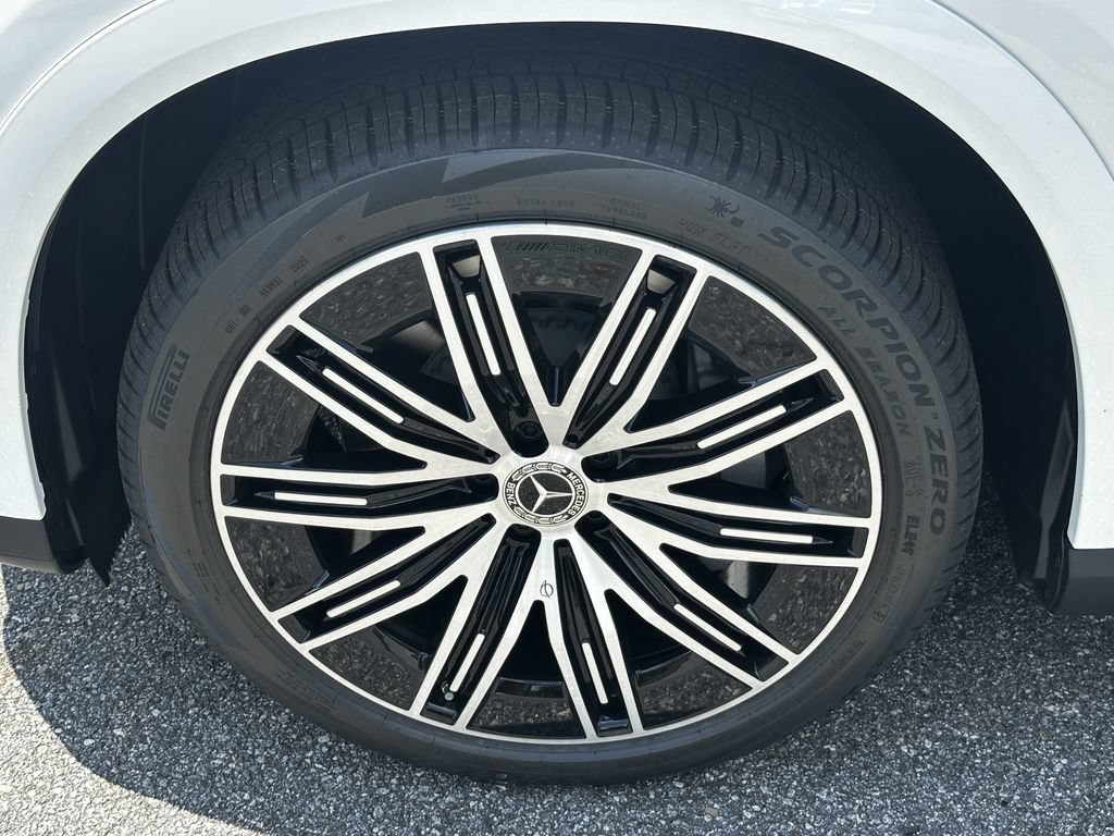 New 2027 Mercedes-Benz EQE 320+ SUV image 13