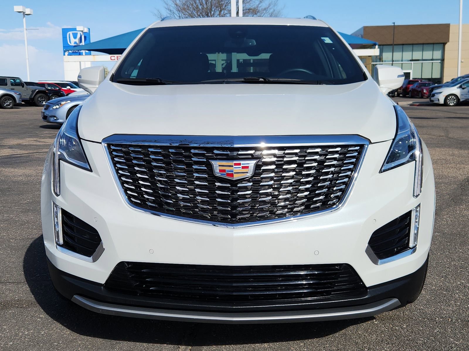 Used 2025 Cadillac XT5 Premium Luxury image 8