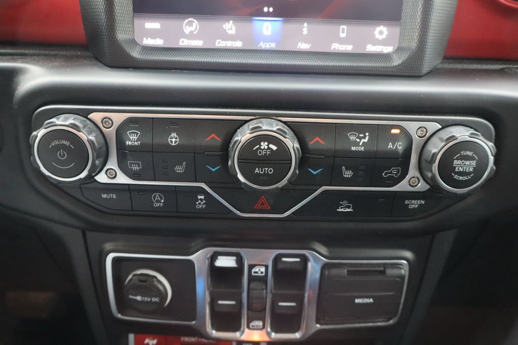Used 2021 Jeep Gladiator Rubicon AWD/4WD image 14
