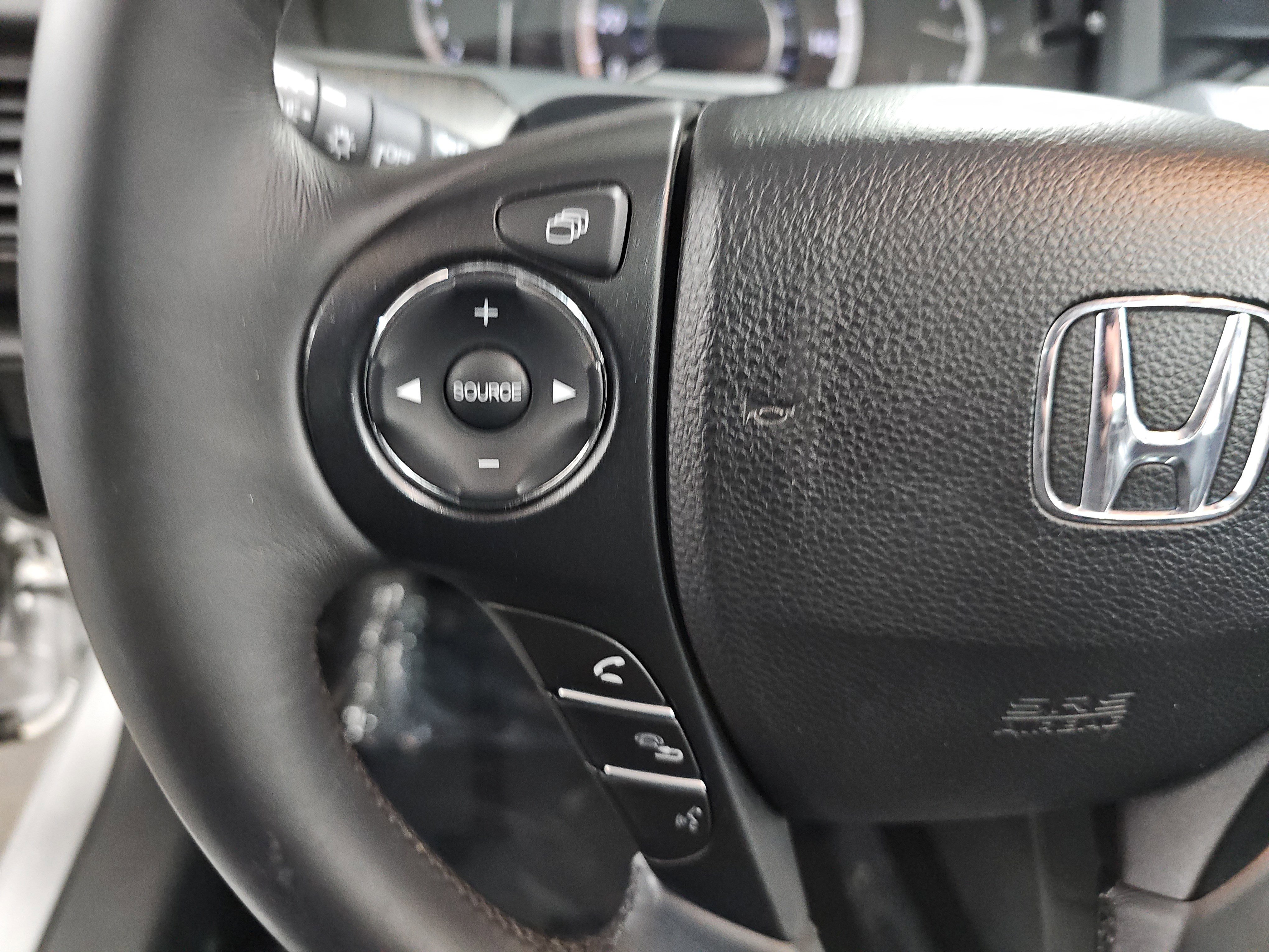 Used 2015 Honda Accord EX-L image 17