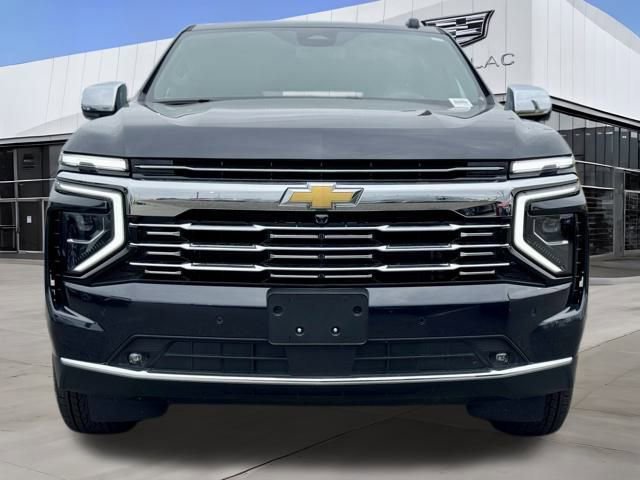 Used 2025 Chevrolet Suburban Premier image 4