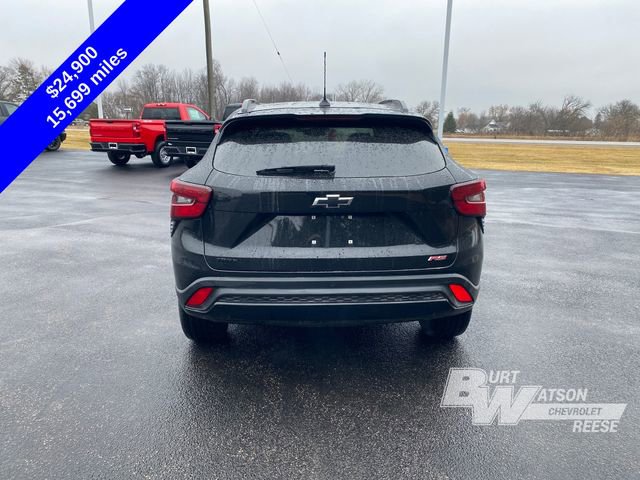 Used 2025 Chevrolet Trax RS image 6
