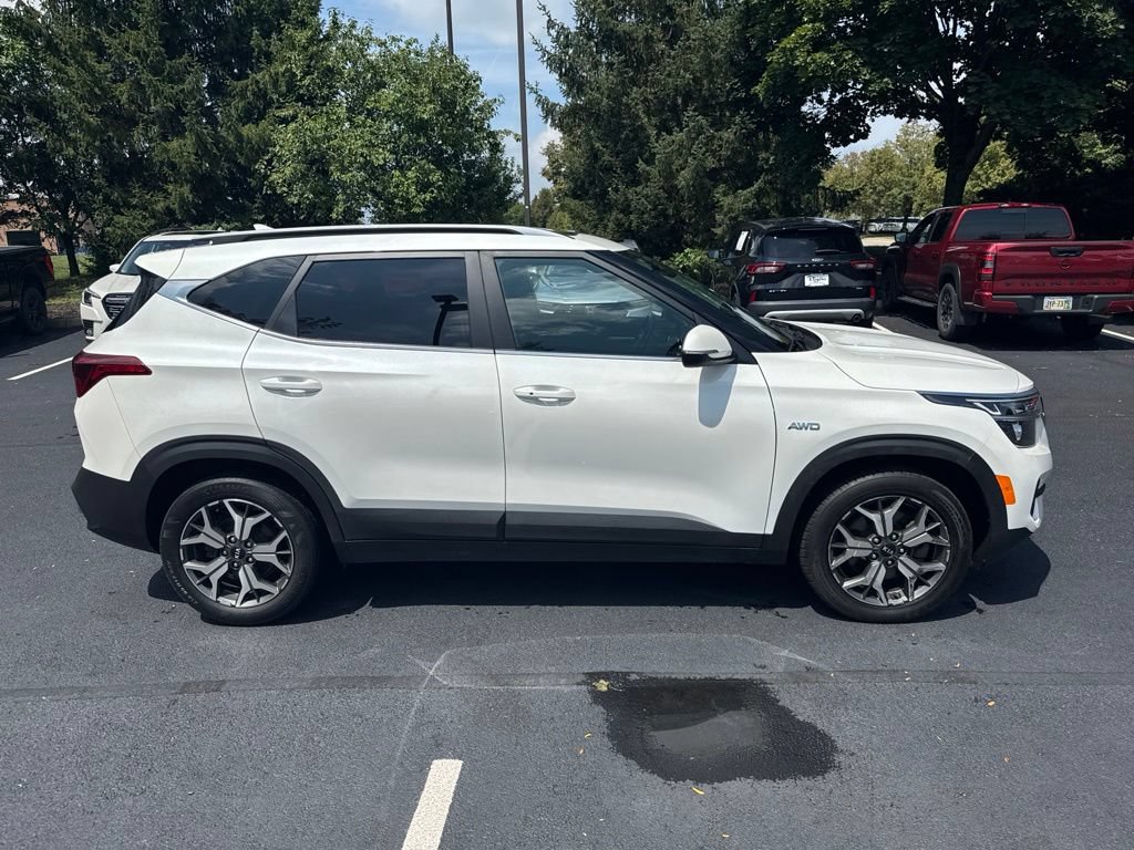 Used 2021 Kia Seltos EX AWD/4WD image 4