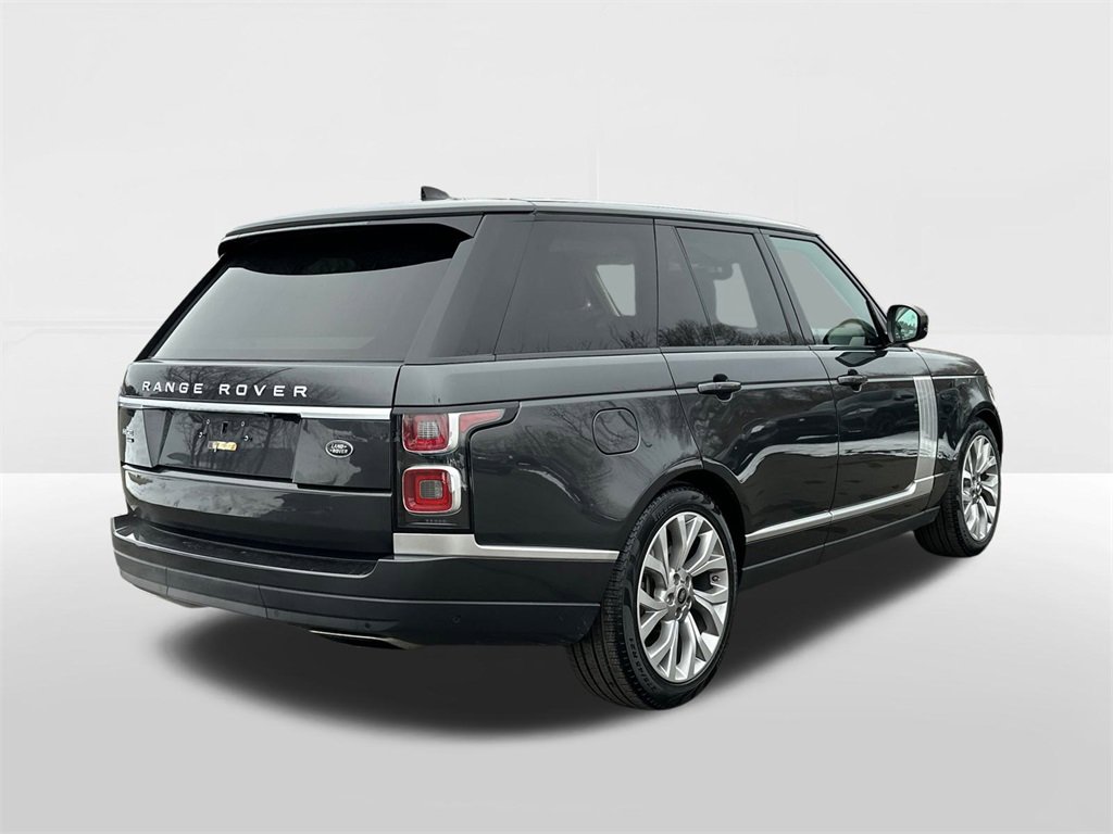 Used 2022 Land Rover Range Rover Westminster Edition image 4