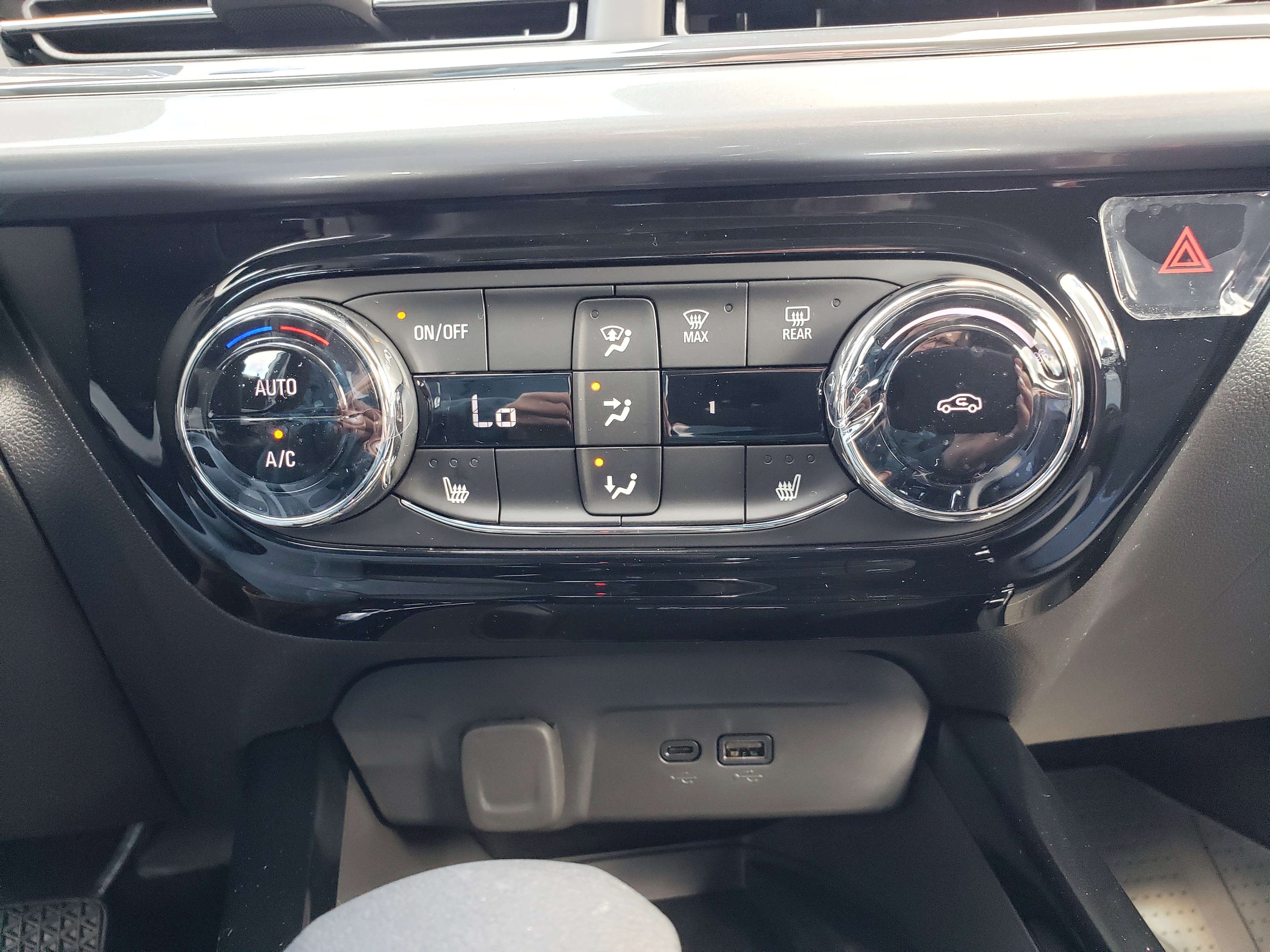 New 2026 Chevrolet Trax LT image 23