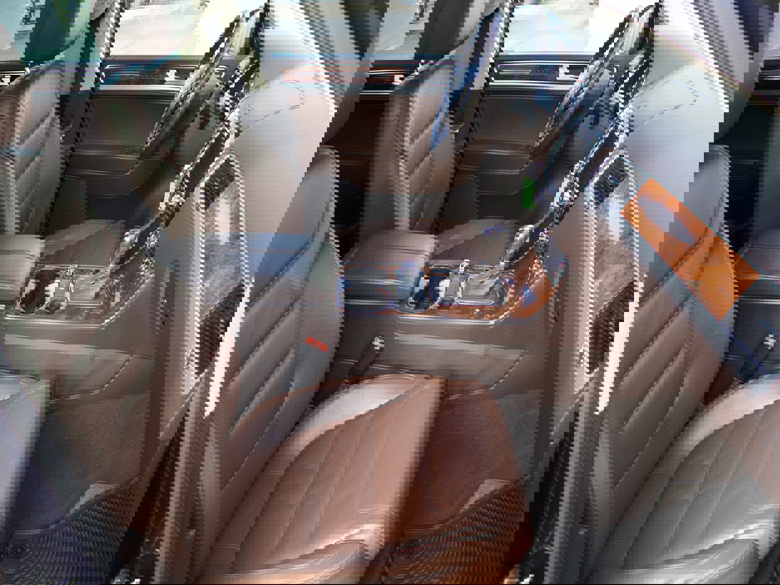 Used 2013 Volkswagen Touareg Executive image 37