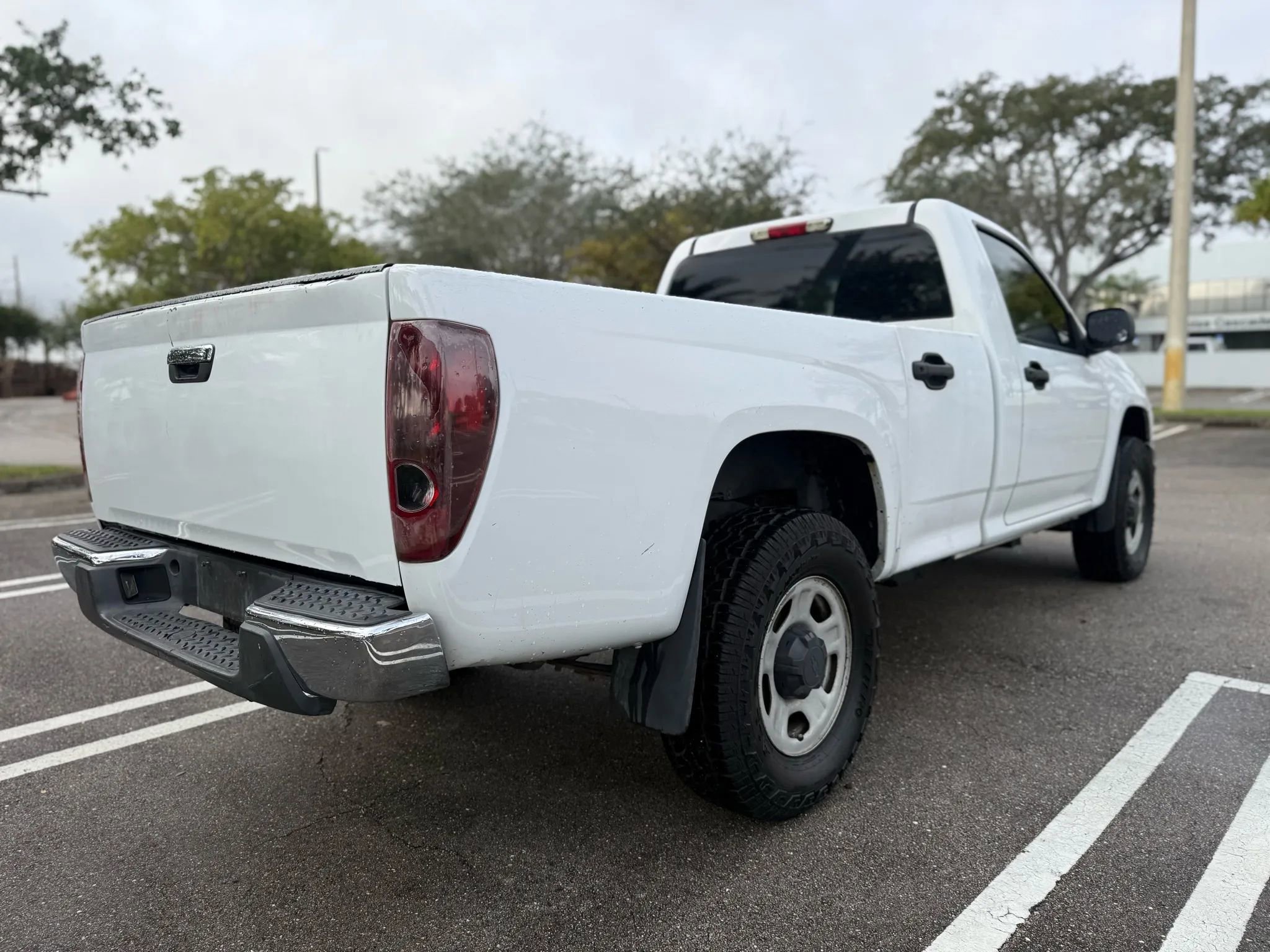 Used 2011 Chevrolet Colorado W/T w/ Mid Box Prep Package image 6
