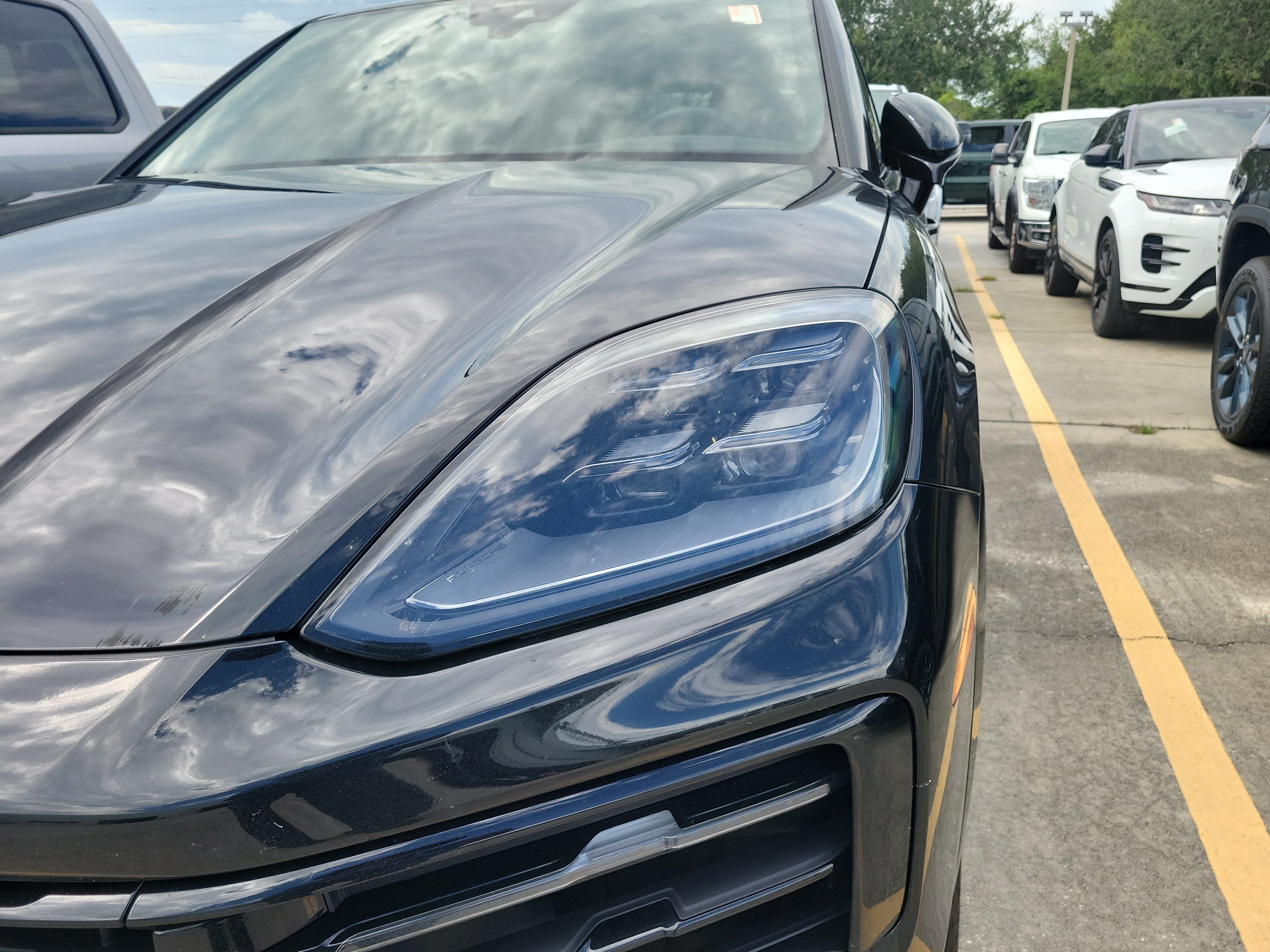Used 2026 Porsche Cayenne S AWD/4WD image 5