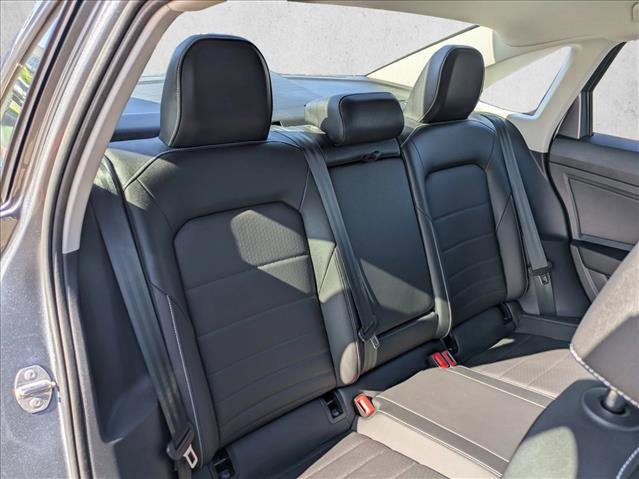 Certified 2024 Volkswagen Jetta SE FWD image 18