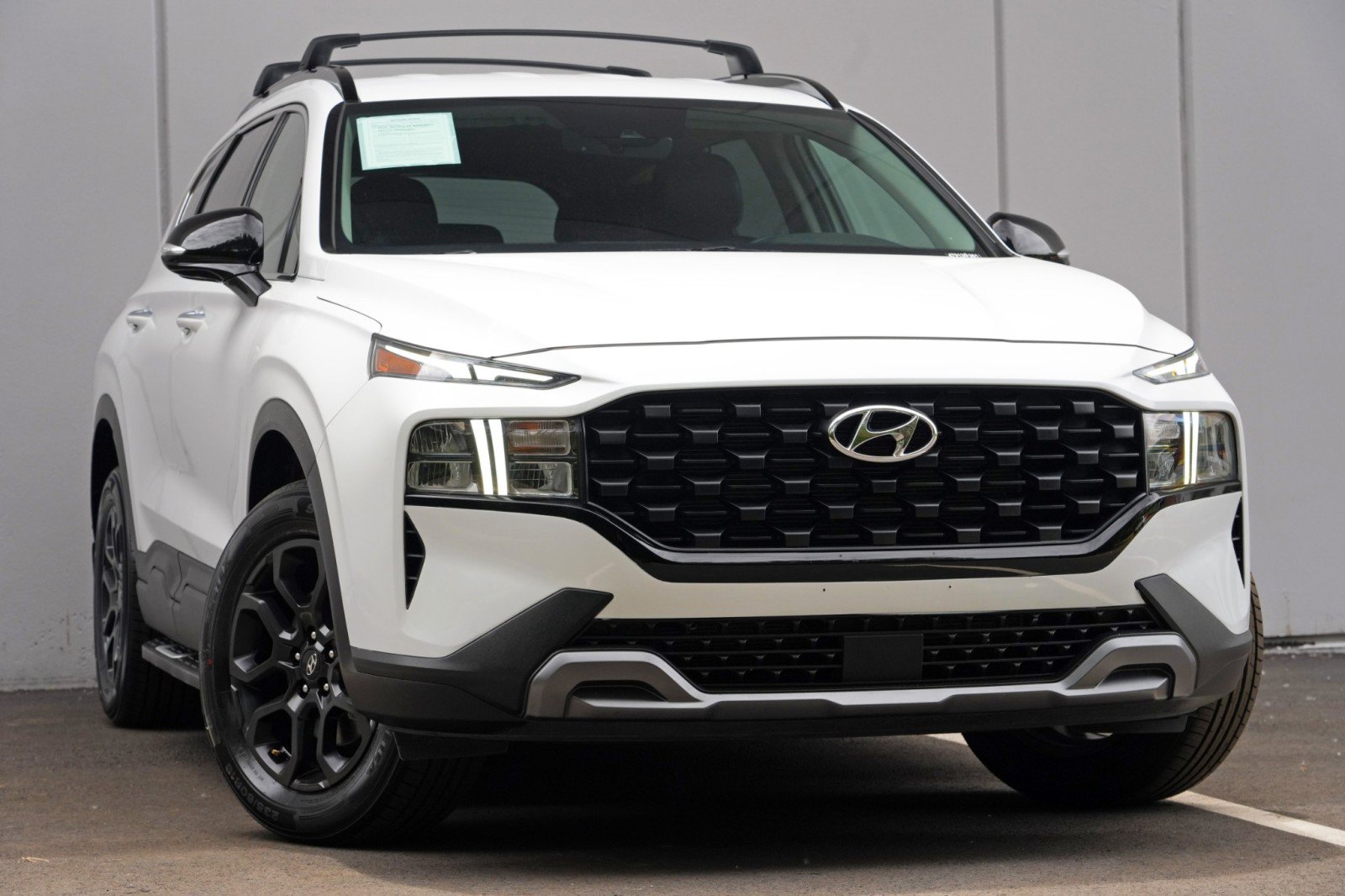 Used 2022 Hyundai Santa Fe XRT AWD/4WD image 2